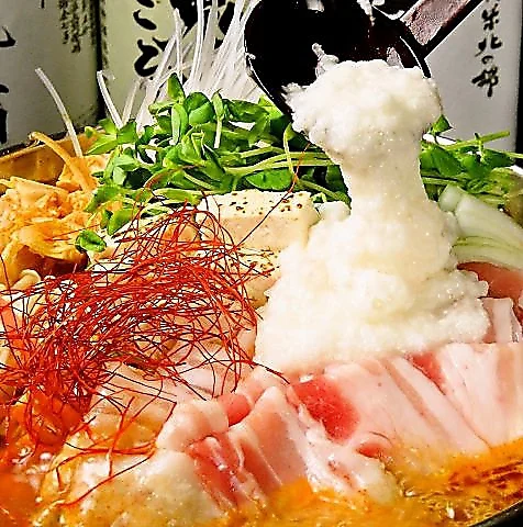 札幌で温かい名物鍋をご提供！美味しいのは海鮮だけにあらず